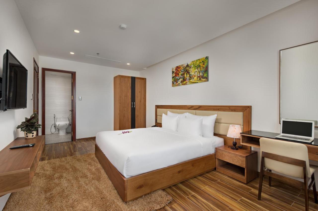Alisia Beach Hotel Дананг Екстериор снимка