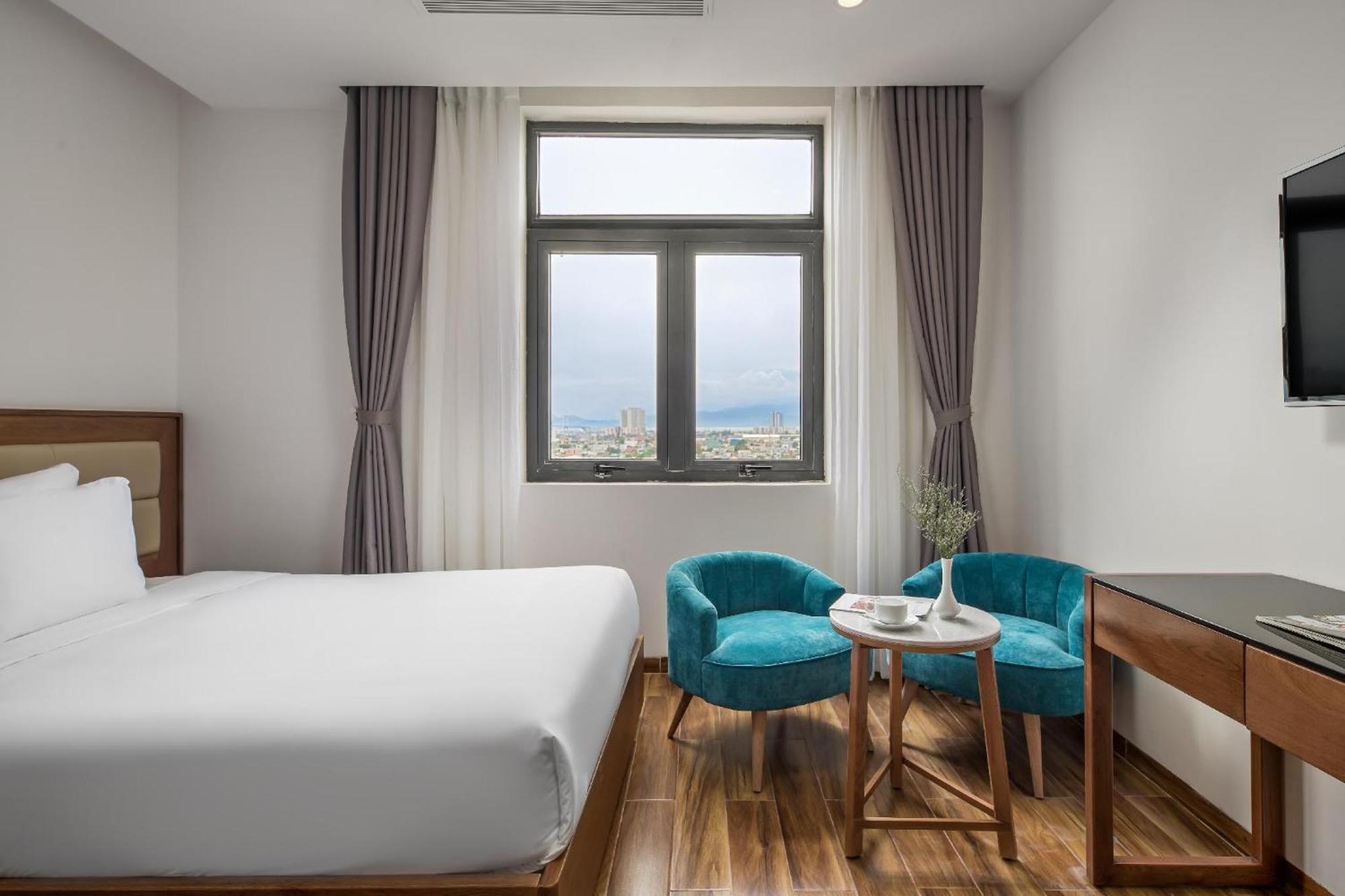 Alisia Beach Hotel Дананг Екстериор снимка