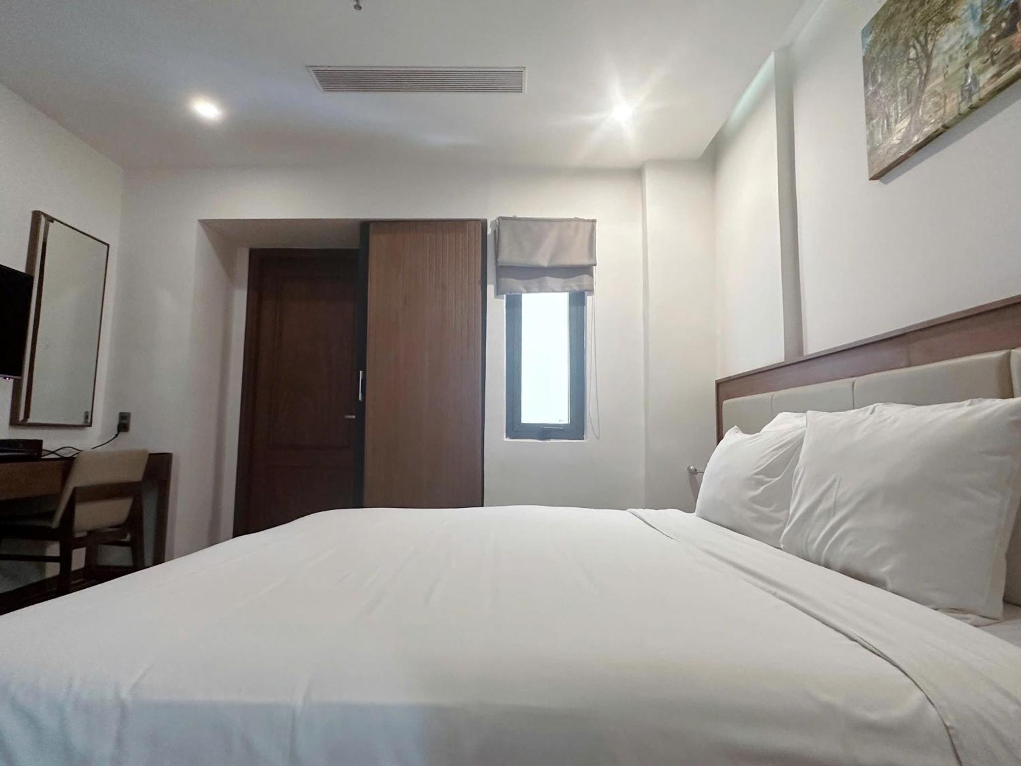 Alisia Beach Hotel Дананг Екстериор снимка